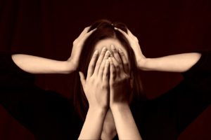 Hypnose bei Migräne - so wirkungsvoll ist Hypnosetherapie
